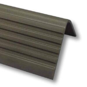 Grada  Angulo Grande Negro 70X40 Tira 2,4 Mts