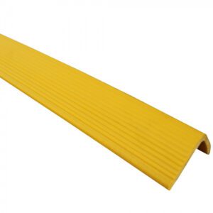 Grada  Angulo Pvc 37 X 37 Mm Amarillo Tira 3Mts