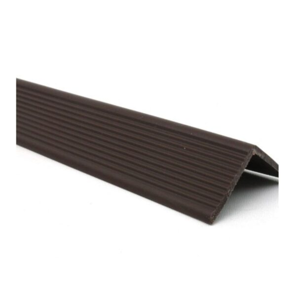 Grada  Angulo Pvc 68X40 Mm Cafe Tira 3Mts.
