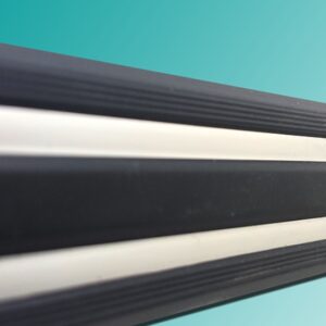 Moldura Negra 2 Franjas Crom. 29 Mm Rollo 20 Mts
